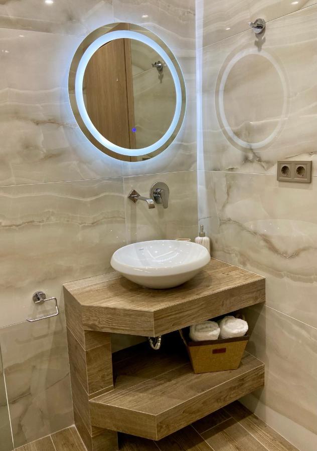 Katia Apartments 佩科霍里 外观 照片